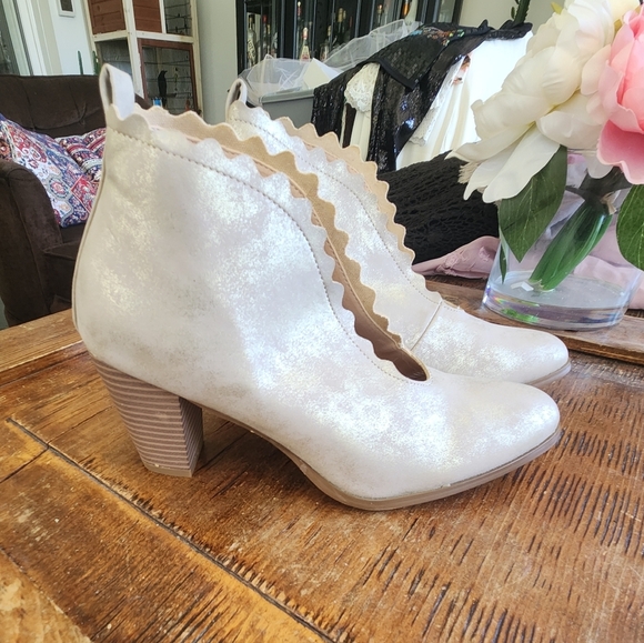 Metallic Cream Victorian Inspired Ankle Boots With Scalloped Edge Detail - Picture 1 of 6